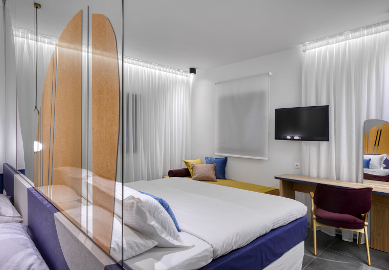 room 101 - 03